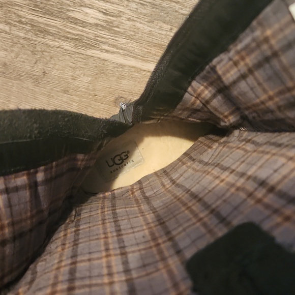 UGG black leather riding boots #1004172, excellent condition, 9.5 - Picture 10 of 13